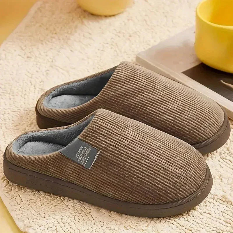 Pantufa Feminina Peluciada Antiderrapante - Confitt